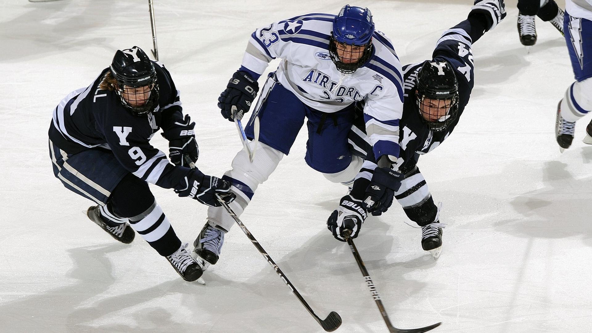 欧冠半决赛焦点战，国际米兰强行终结皇家社会，战术纪律铸就晋级之路